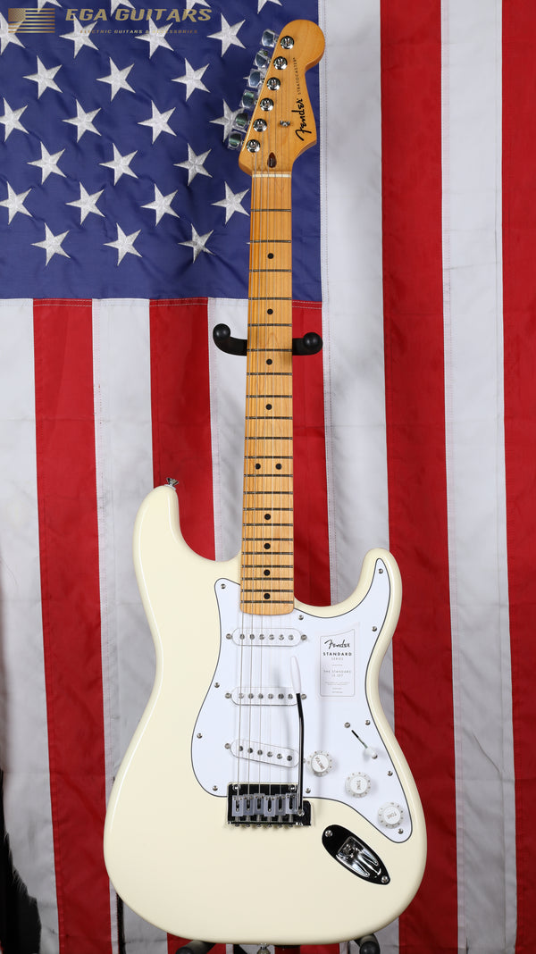 Fender Standard Stratocaster - Olympic White