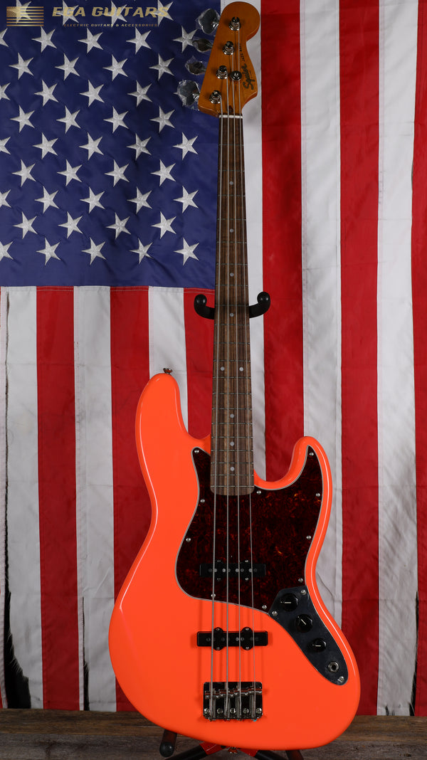 Squier Classic Vibe '60s Jazz Bass - Tahitian Coral