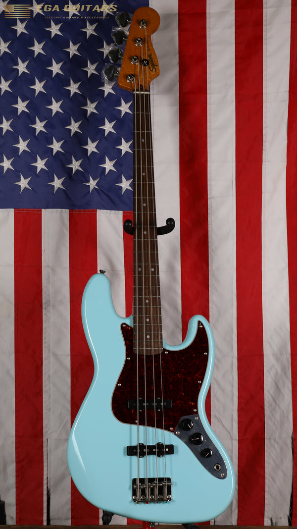 Squier Classic Vibe '60s Jazz Bass - Daphne Blue