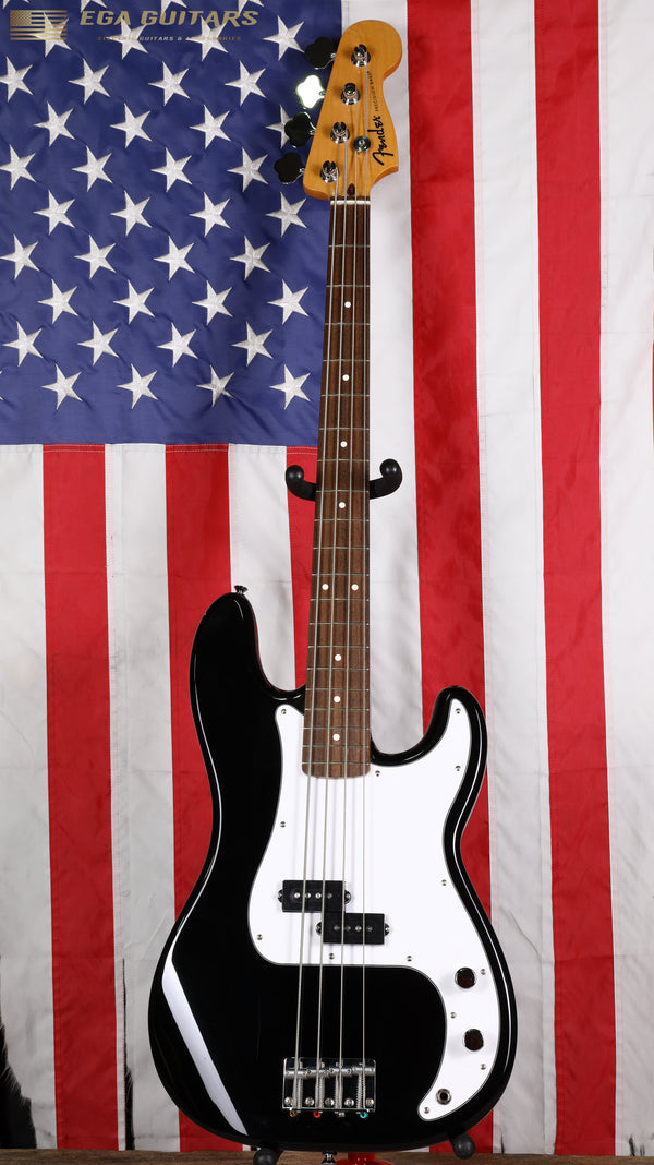 Fender Standard Precision Bass - Black