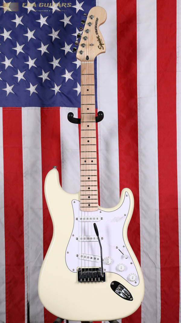 Squier Affinity Series Stratocaster with Maple Fretboard - Olympic White