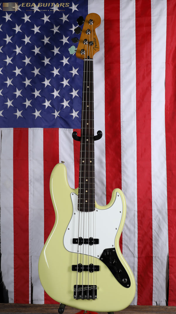 Fender Player II Jazz Bass - Hialeah Yellow