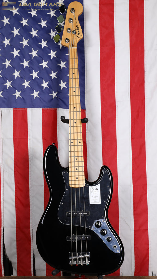Fender Standard Jazz Bass - Black