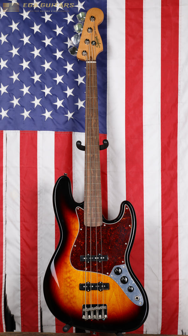 Squier Classic Vibe '60s Jazz Bass Fretless - 3-Color Sunburst