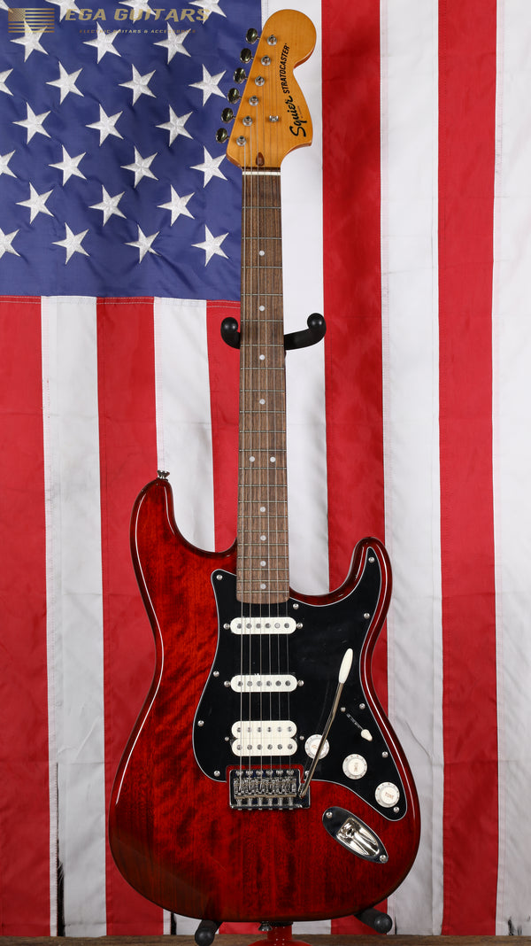 Squier Classic Vibe '70s Stratocaster HSS - Walnut