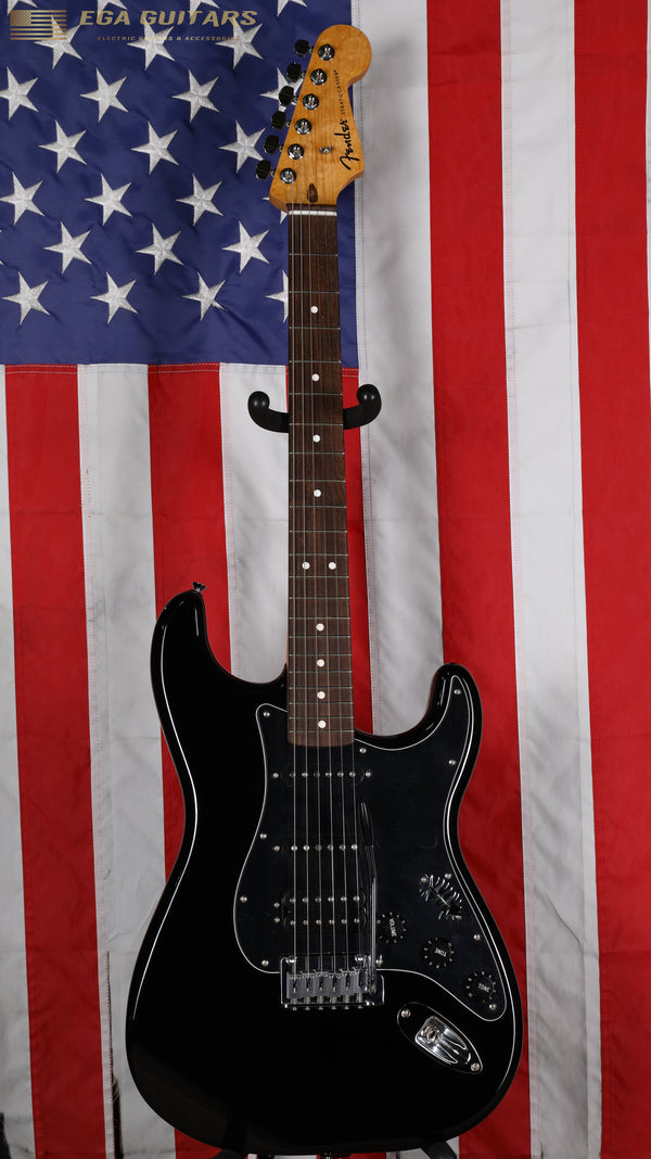 Fender Standard Stratocaster HSS - Black