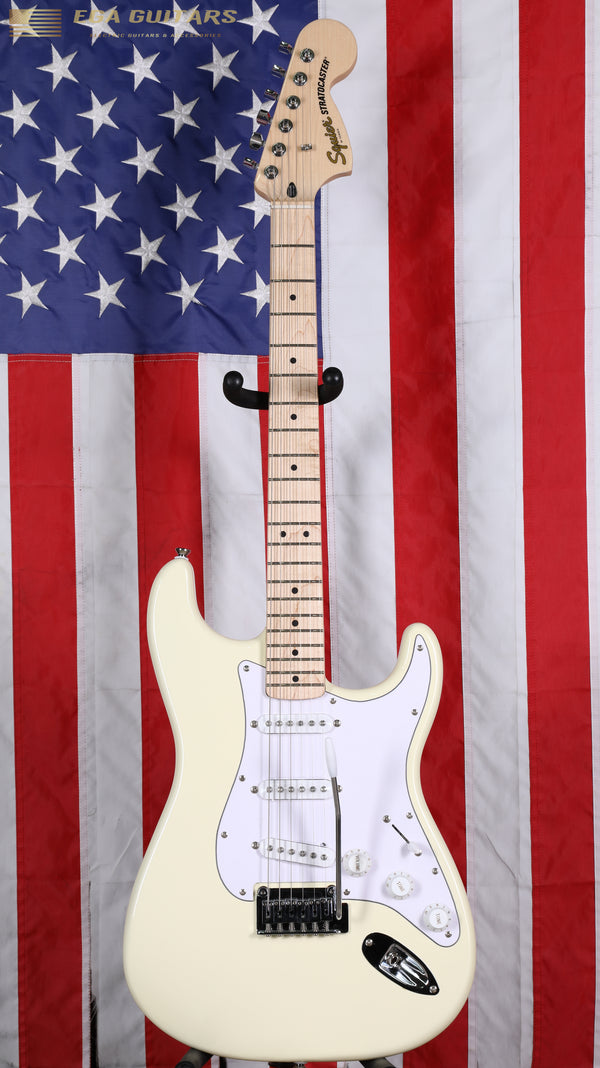Squier Affinity Series Stratocaster with Maple Fretboard - Olympic White