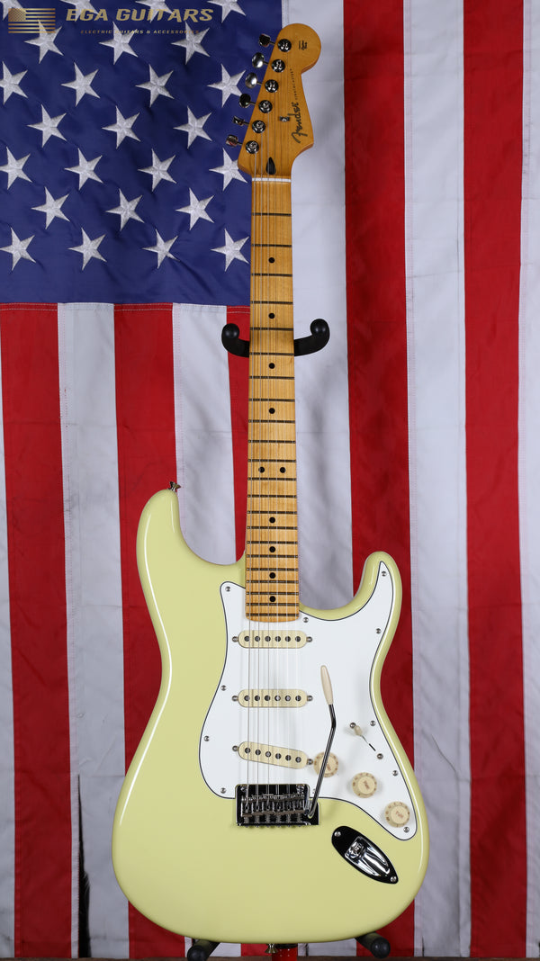 Fender Player II Stratocaster - Hialeah Yellow