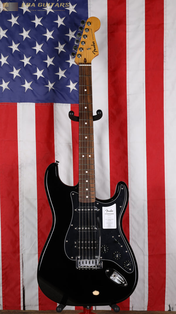 Fender Standard Stratocaster HSS - Black