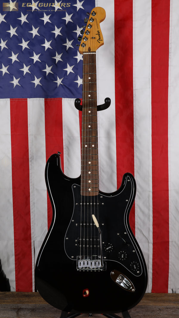Fender Standard Stratocaster HSS - Black