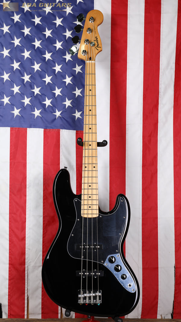 Fender Standard Jazz Bass - Black