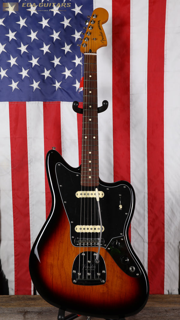 Fender Player II Jaguar - 3-Color Sunburst