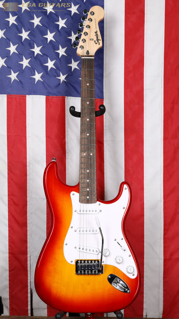 Squier Sonic Stratocaster - Sienna Sunburst