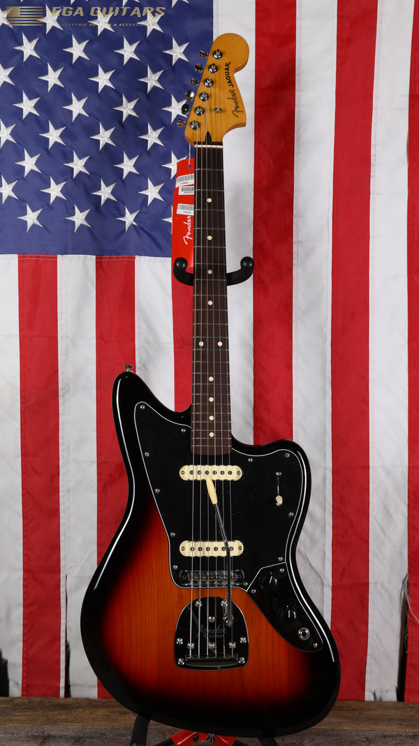 Fender Player II Jaguar - 3-Color Sunburst