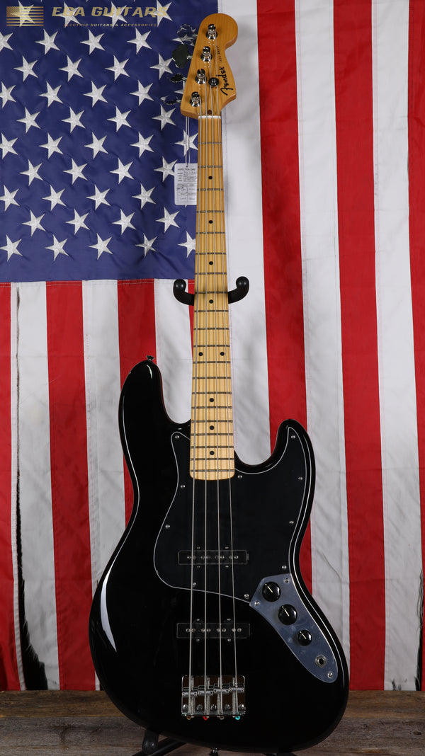 Fender Standard Jazz Bass - Black