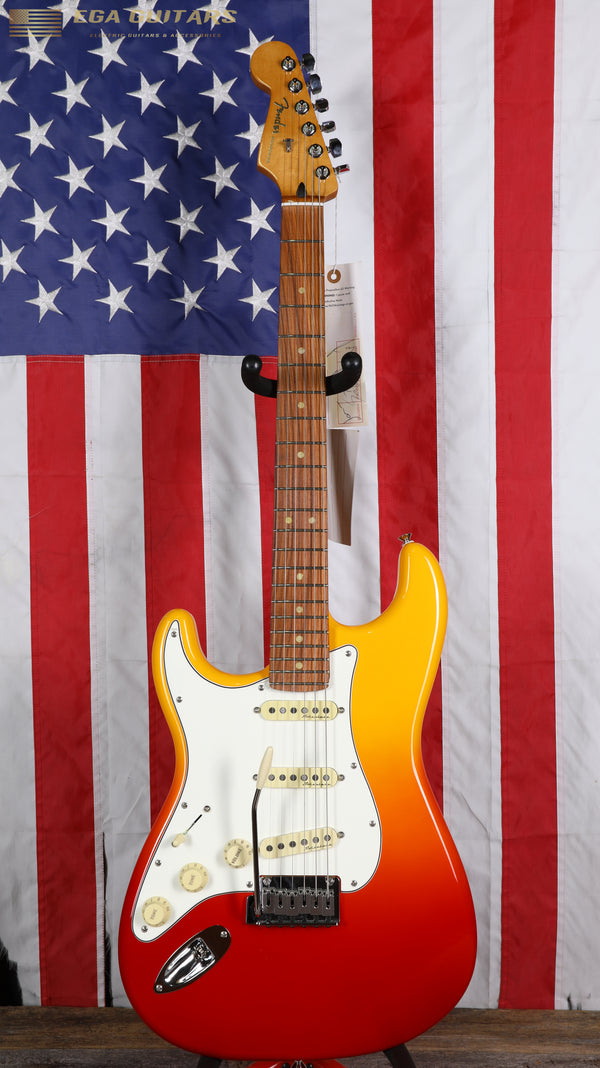 Fender Player Plus Stratocaster Left-Handed with Pau Ferro Fretboard - Tequila Sunrise