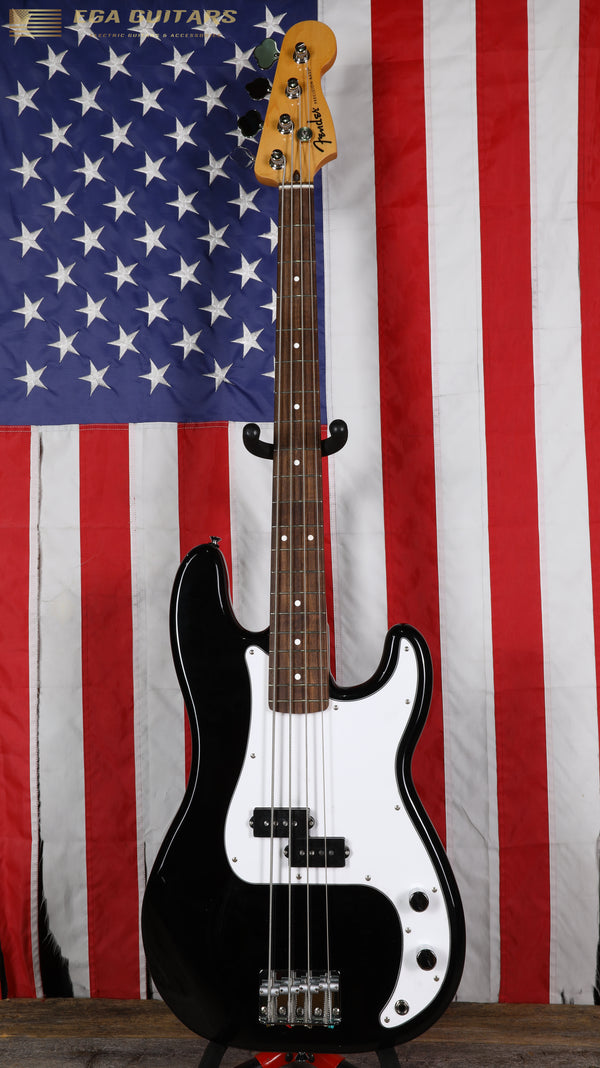 Fender Standard Precision Bass - Black