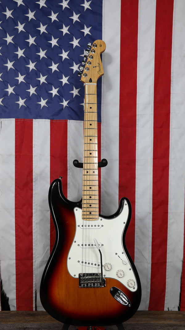 Fender Player Stratocaster with Maple Fretboard - 3-Color Sunburst
