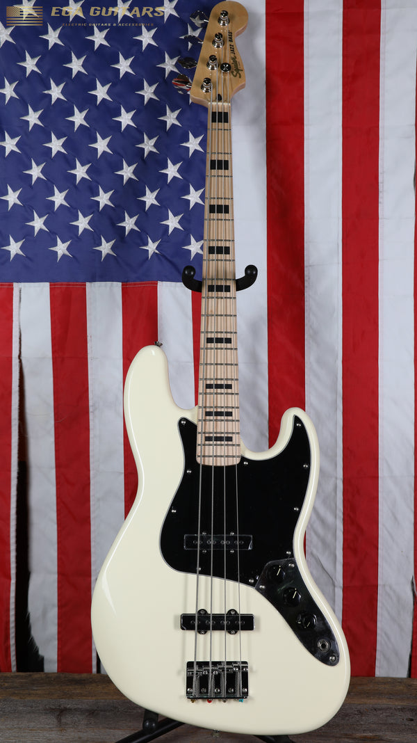 Squier Affinity Active Jazz Bass 2024 - Present - Olympic White