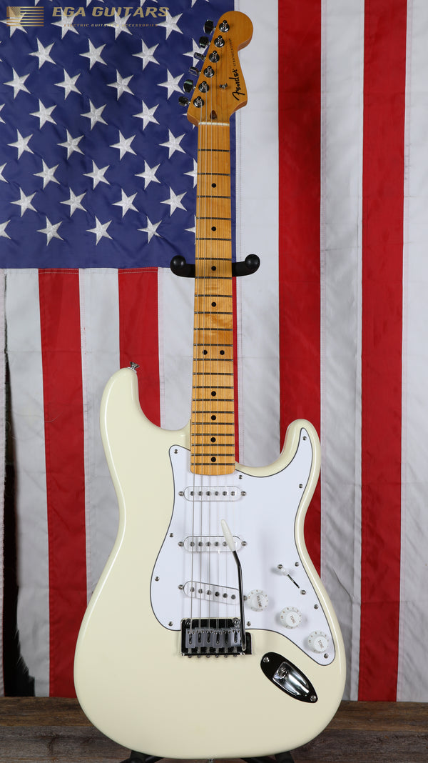 Fender Standard Stratocaster - Olympic White